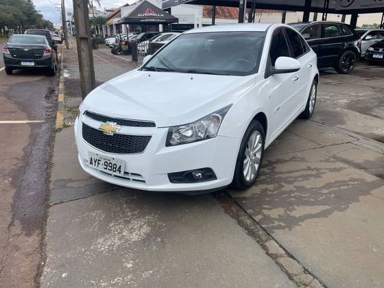CHEVROLET CRUZE 1.8 LT 16V FLEX 4P AUTOMÁTICO CHEVROLET CRUZE 1.8 LT 16V FLEX 4P AUTOMÁTICO